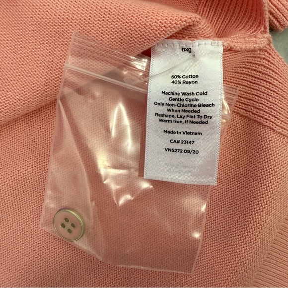 Women’s Talbots Button Front Girlfriend Cardigan Long Sleeve V-Neck Sweater XS - Picture 13 of 16